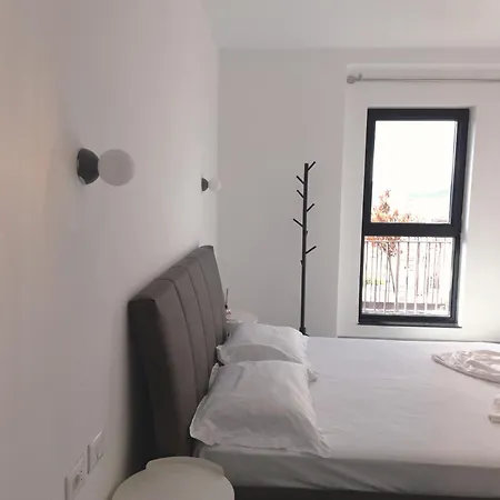 Chic Garden Ap 2 * Tirana